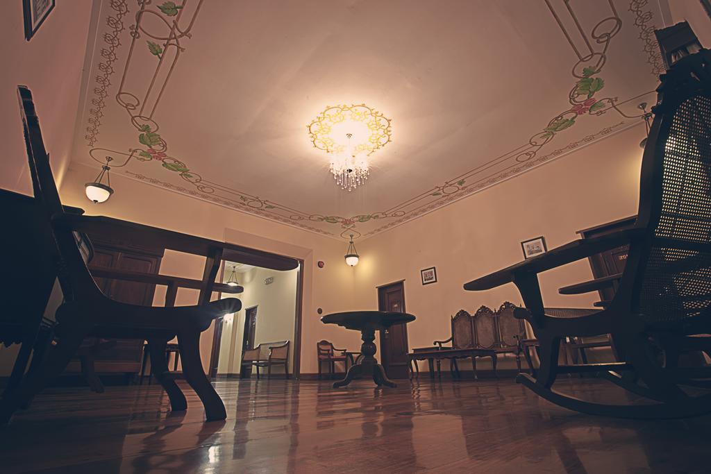 Hotel Salcedo De Виган Екстериор снимка