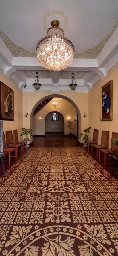 Hotel Salcedo De Виган Екстериор снимка