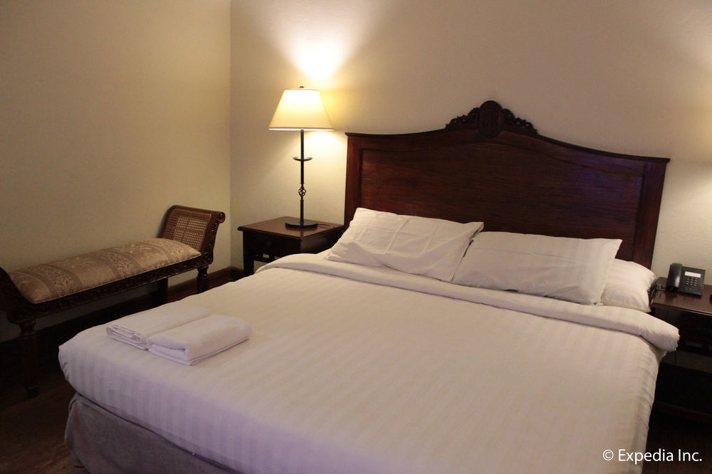 Hotel Salcedo De Виган Екстериор снимка