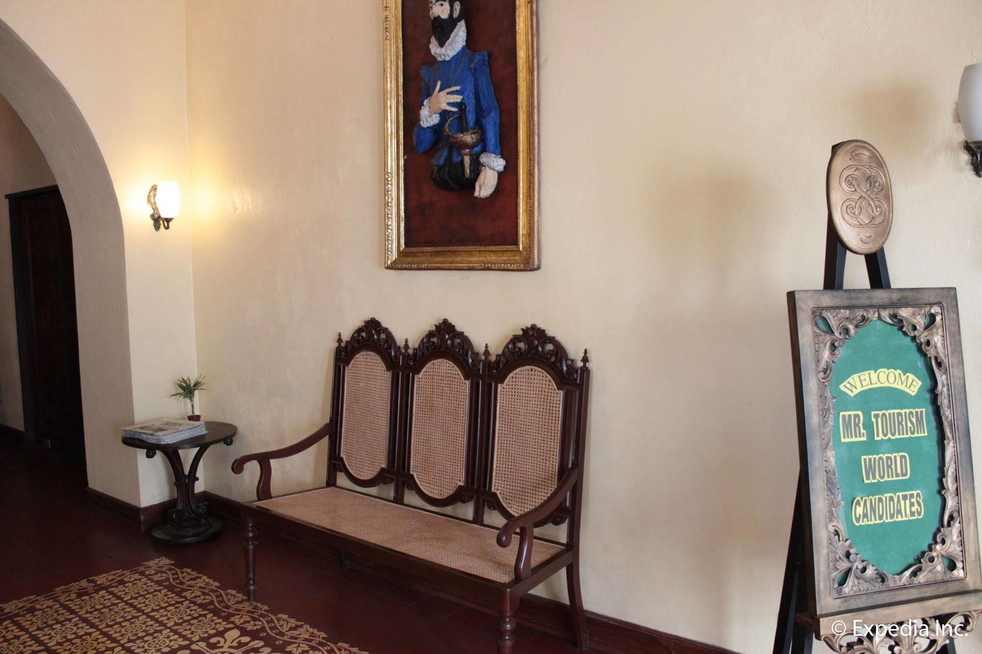 Hotel Salcedo De Виган Екстериор снимка